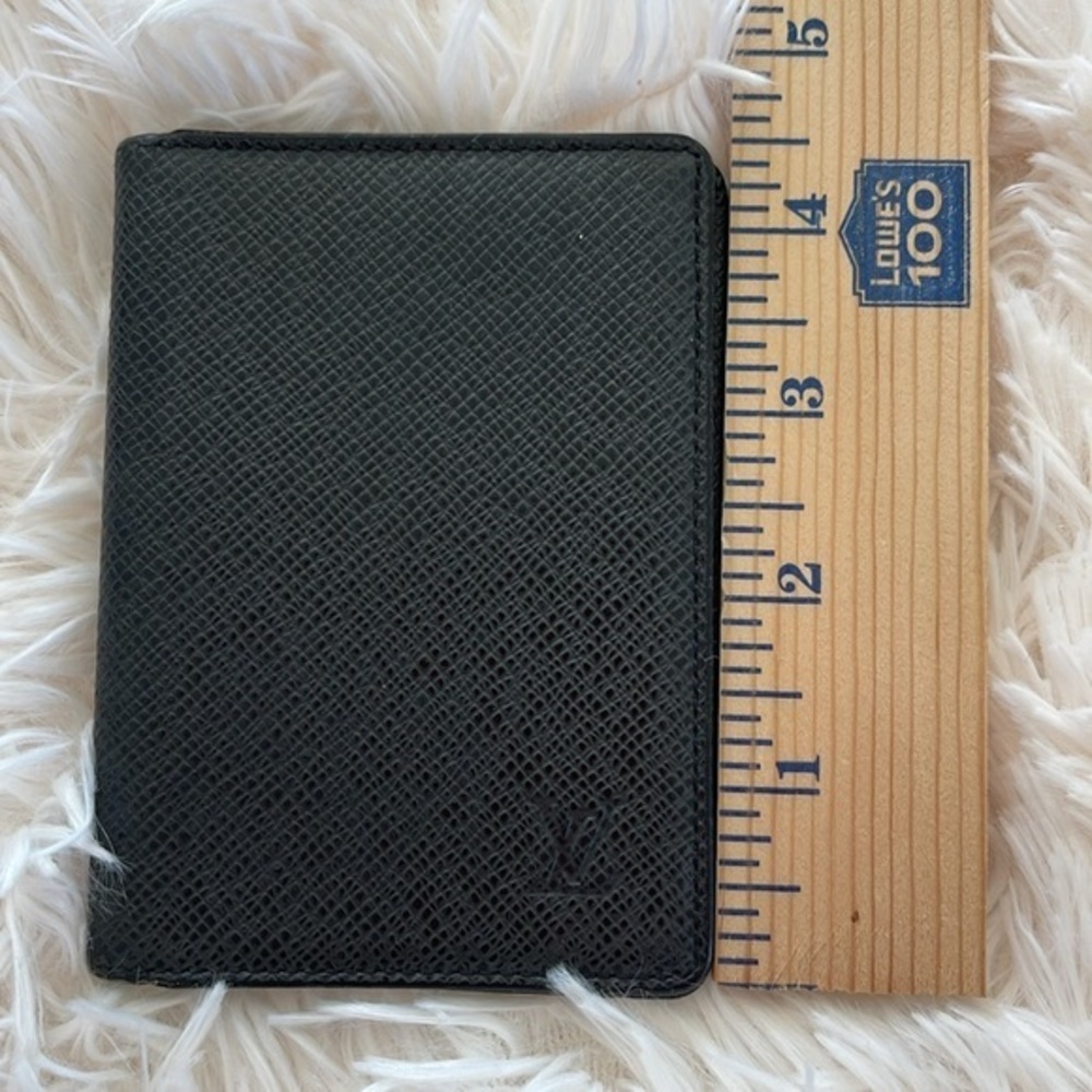 Louis Vuitton Porte 2 Cartes Vertical‎ Black Taiga Leather Card Case Holder - Picture 11 of 15